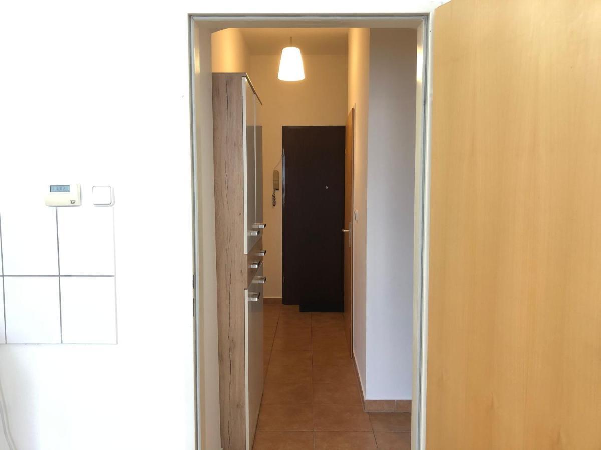 New, Bright Apartment Near The Metro! Vienna Esterno foto